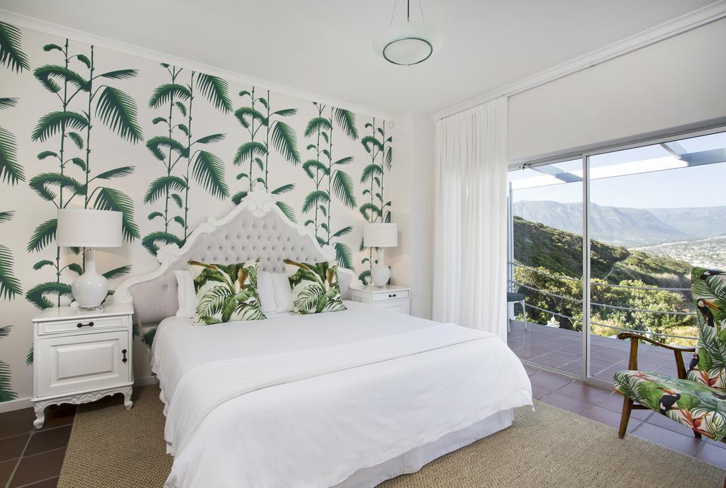 Poseidon Guest House Hout Bay Bagian luar foto